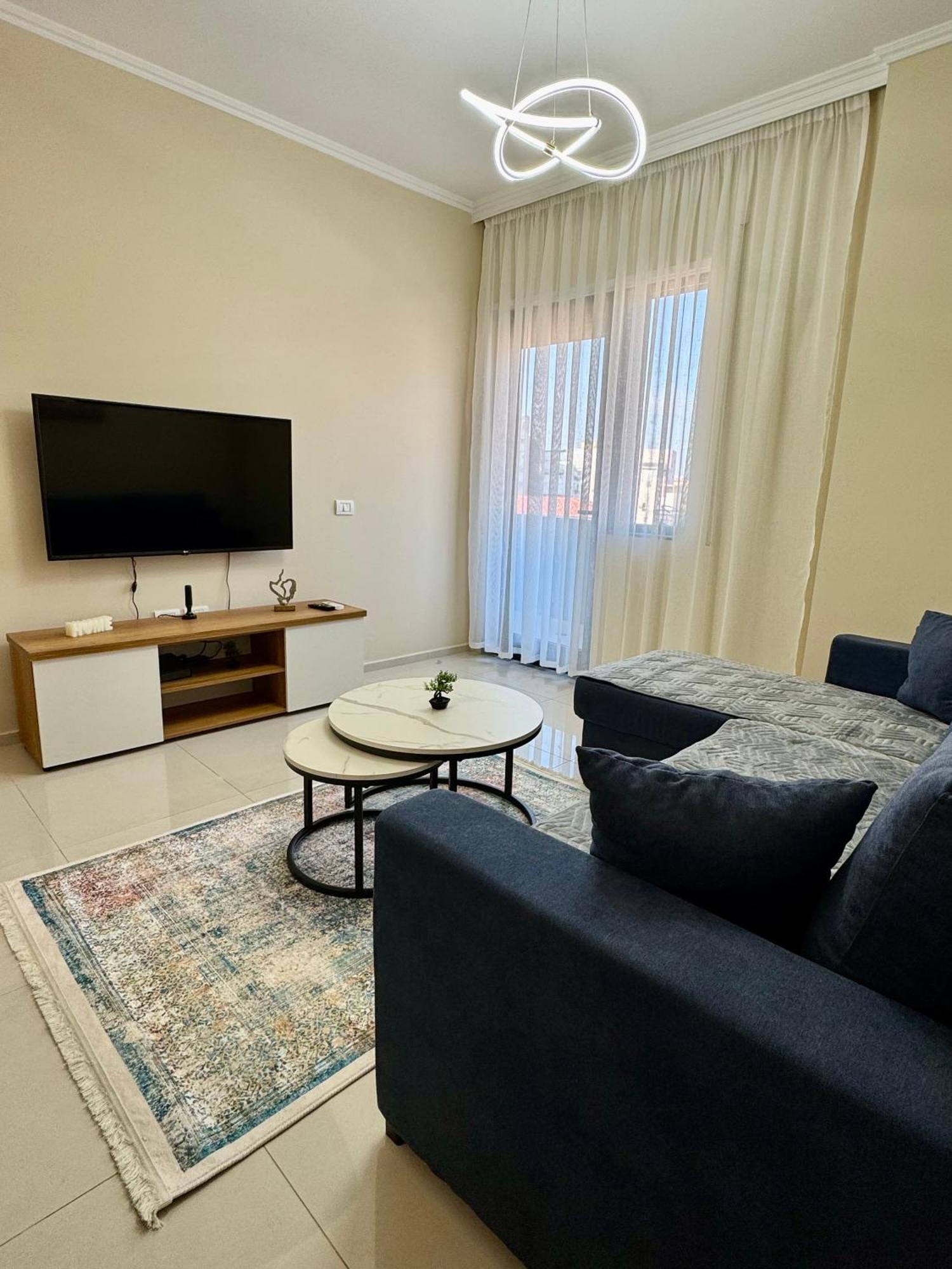 New Bazaar Cozy - 1 , 2 , 3 And 4 * Tirana